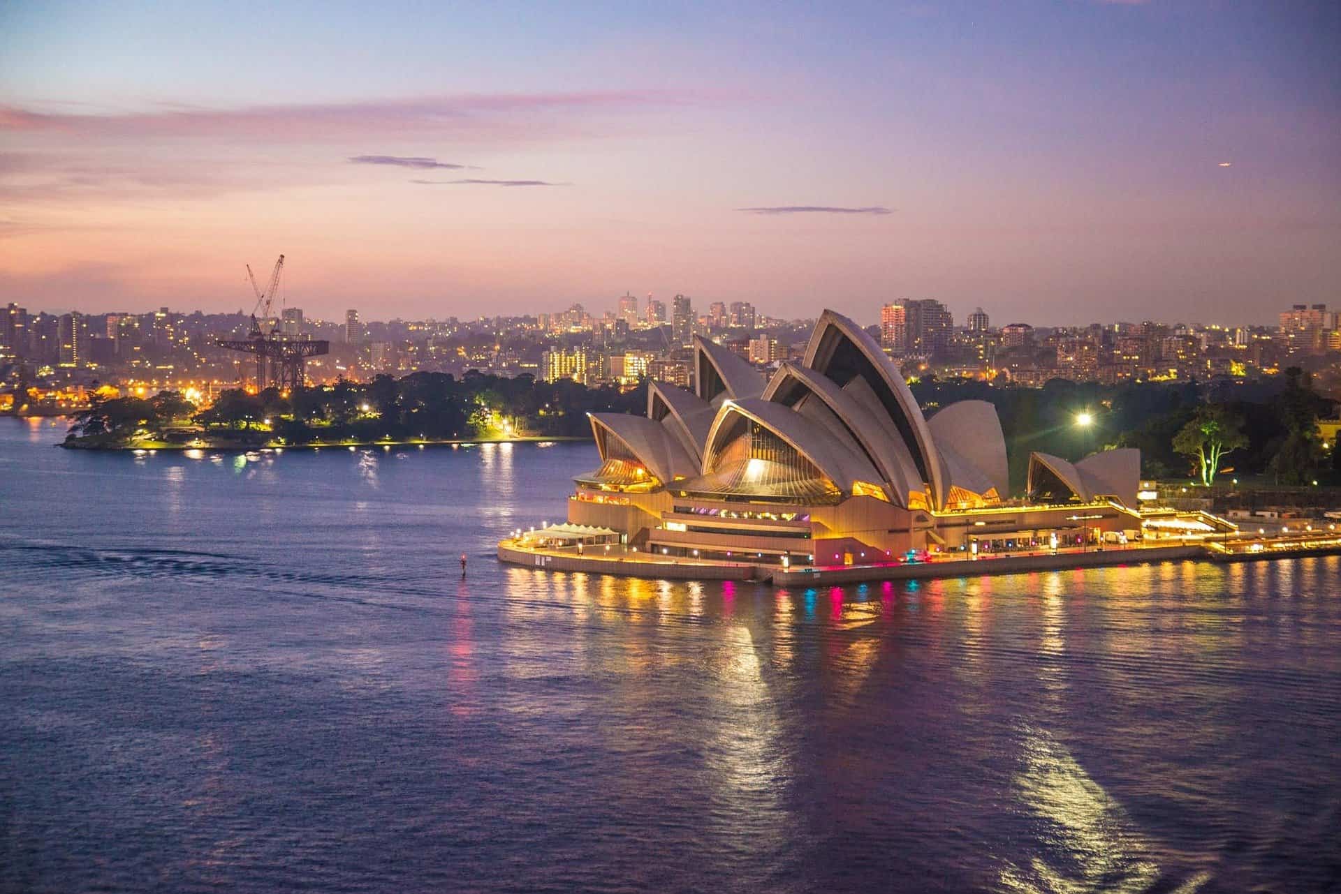 sydney-opera-house-354375_1920